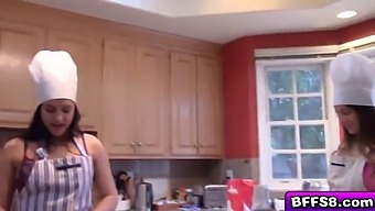 Curvy Women Enjoy A Massive Shaft On Valentine'S Day