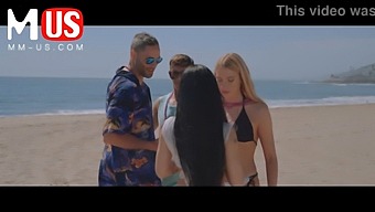 Huge Dicks And Big Tits: A Couple'S Wild Ride In Jerkaoke